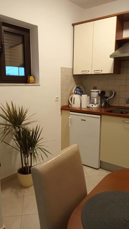 Studio Apartman Casper Zadar Exterior foto